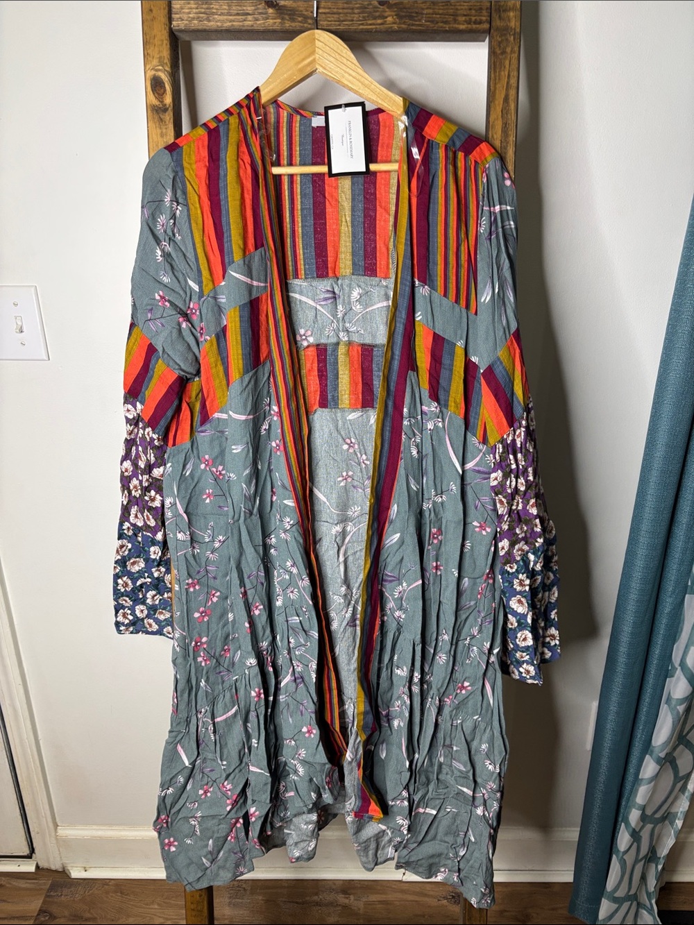 Ces Femme Multicolor Stripe & Gray Floral Open Cardigan Size M